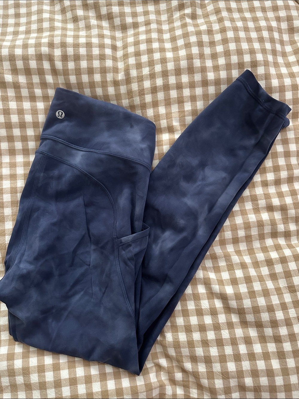 lululemon navy tie-dye leggings